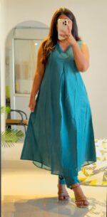 Minimal Green Comforter Suit Set - Image 2